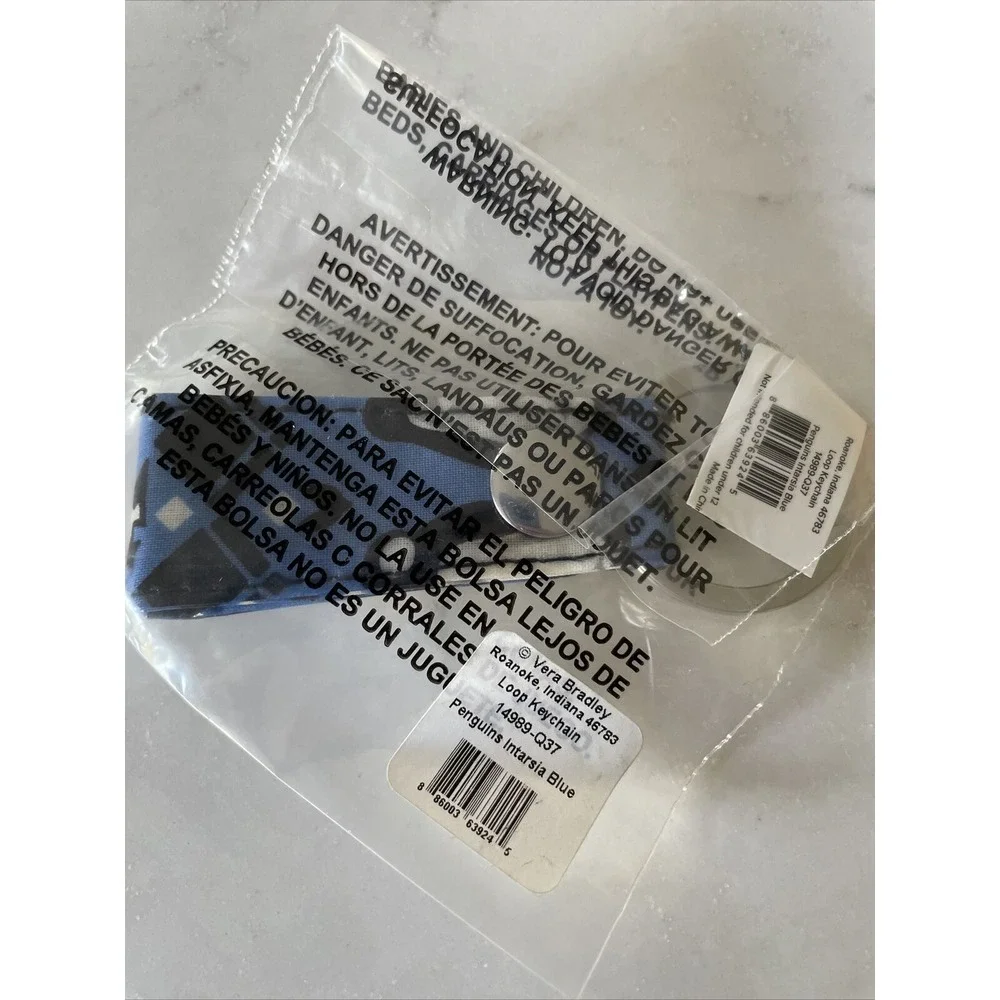 Vera Bradley Loop Keychain‎ in Penguins Intarsia Blue New Sealed